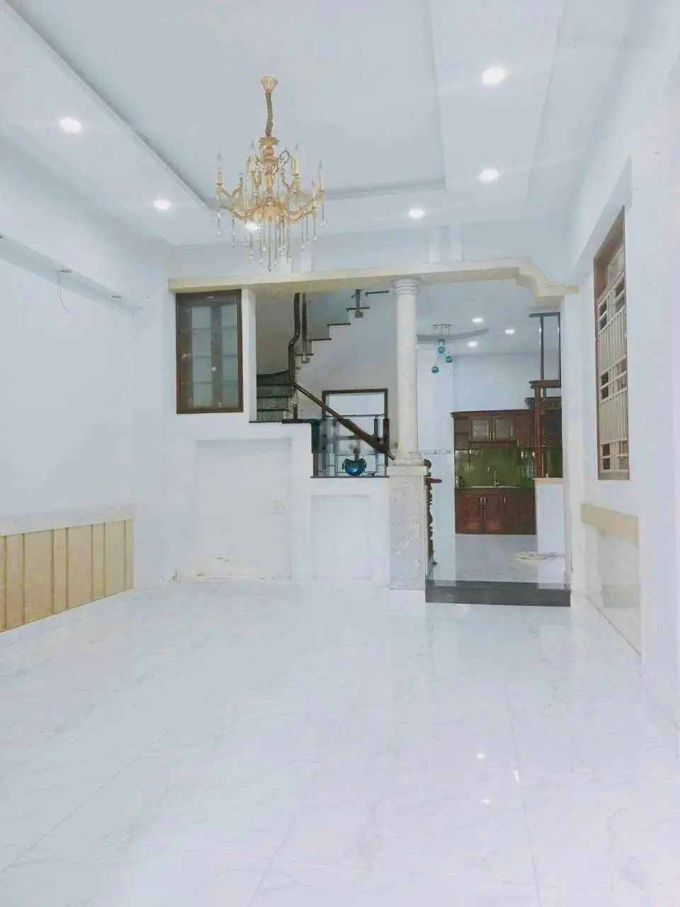 Nhà mặt tiền Đ. Số 8 LVQ, gần chợ giá 8,5 tỷ - DT: 6x16m đúc thật 4 tầng dạng biệt thự