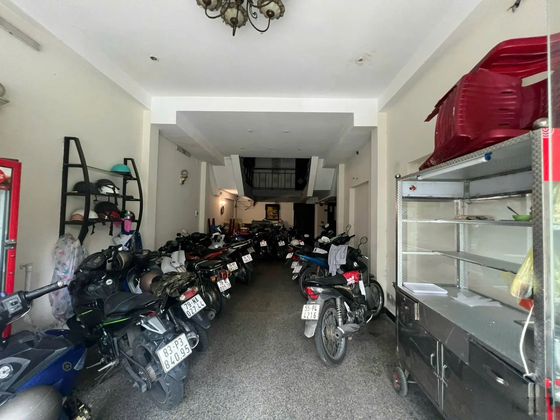 Cần bán nhà 1trệt, 3 lầu, MTKD 164-166 Nguyễn Cửu Đàm, P.Tân Sơn Nhì