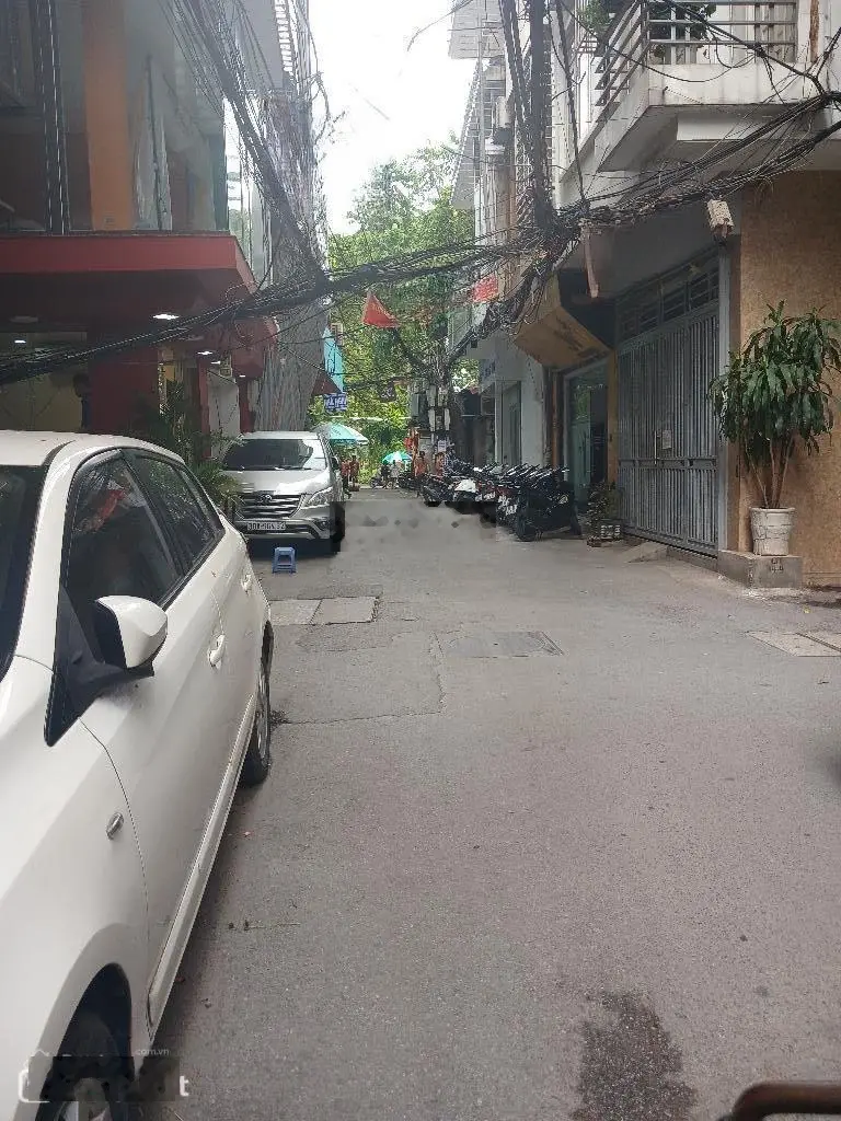 Phân lô đường Láng, Đống Đa, oto vào nhà, gần phố, nở hậu, DT 45m2 x 5T, MT 5m giá: Nhỉnh 13tỷ TL