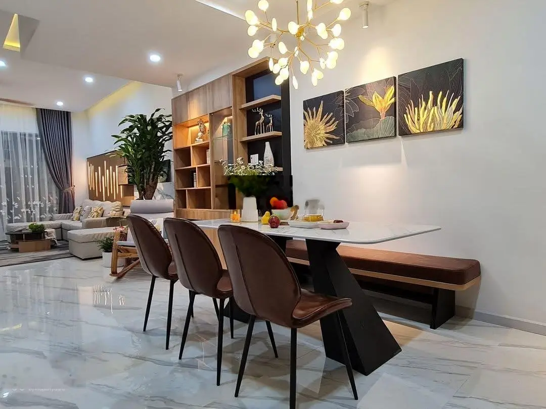 Bán nhà riêng 4PN, 4WC, 75m2 tại Lê Văn Việt, Hiệp Phú, Quận 9. Giá 3 tỷ 390. Gọi 0904430105