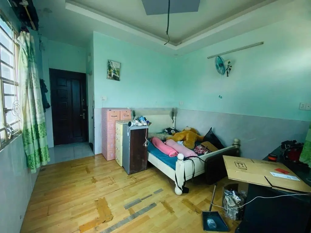 Nhà 4 tầng Mặt tiền đường NGUYỄN ẢNH THỦ, phường HIỆP THÀNH, dt 206,6m2 (4m/9mx29m) Giá 15Tỷ