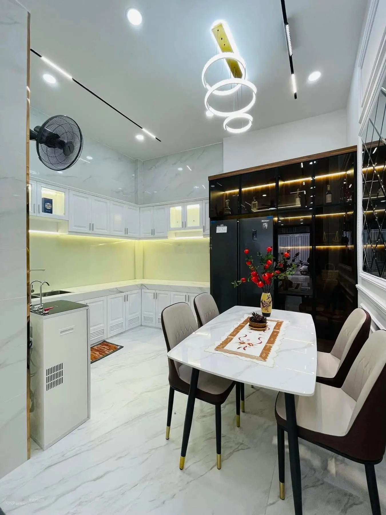 LÊN SÓNG NHÀ HẺM Ô TÔ 5M-NHIÊU TÂM QUẬN 5.Giá 2tỷ780/48m2.Cho thuê 10tr/tháng