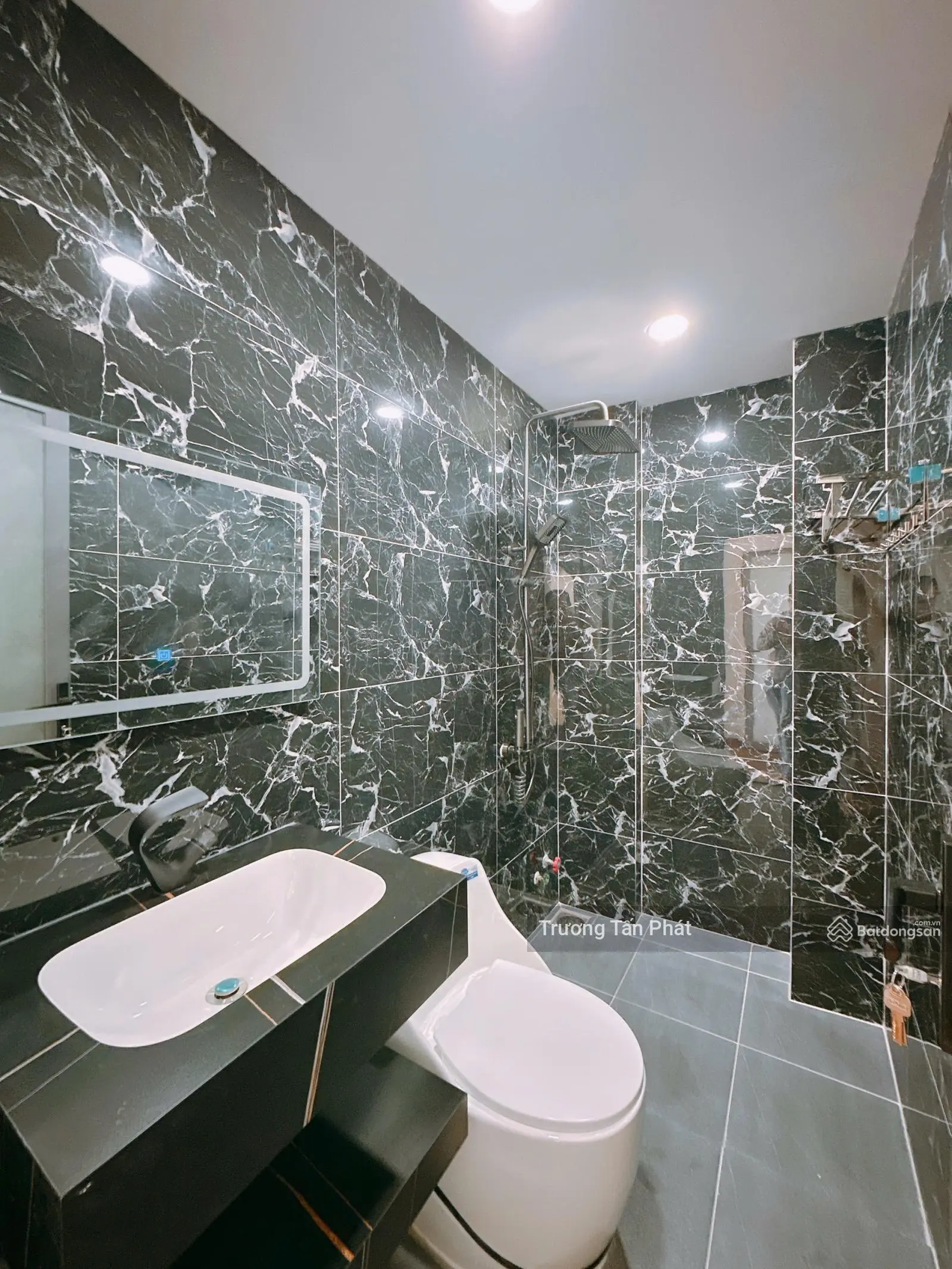 Nhà phố hiện đại 3 tầng 60m2 full nội thất - oto 7 chỗ ngủ trong nhà, cách phú Mỹ Hưng chỉ 5 phút