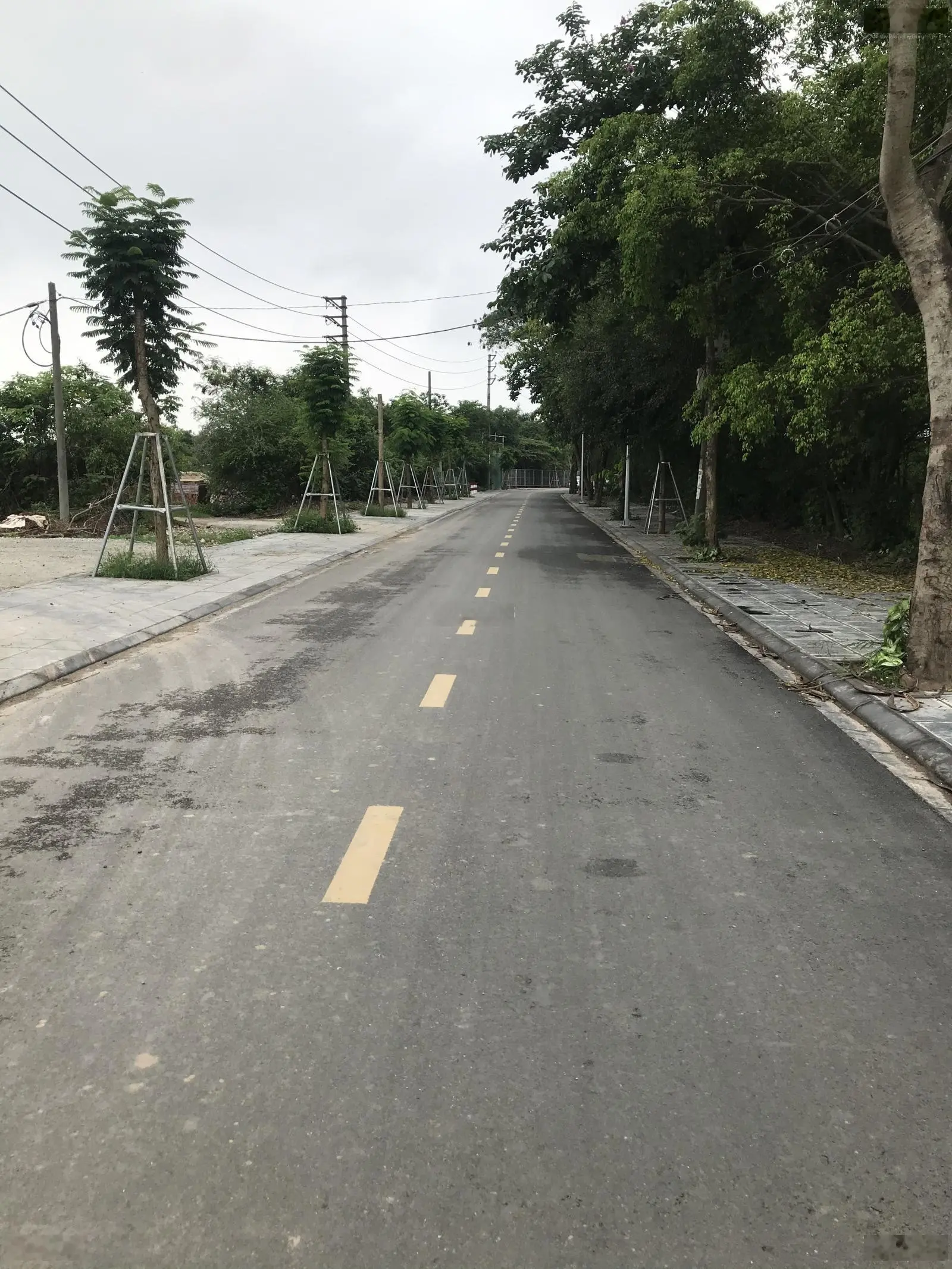Bán đất tại đường Độc Lập, giá 70 triệu/m2, 75m2, phường Cự Khối, Long Biên, đường 2 oto tránh