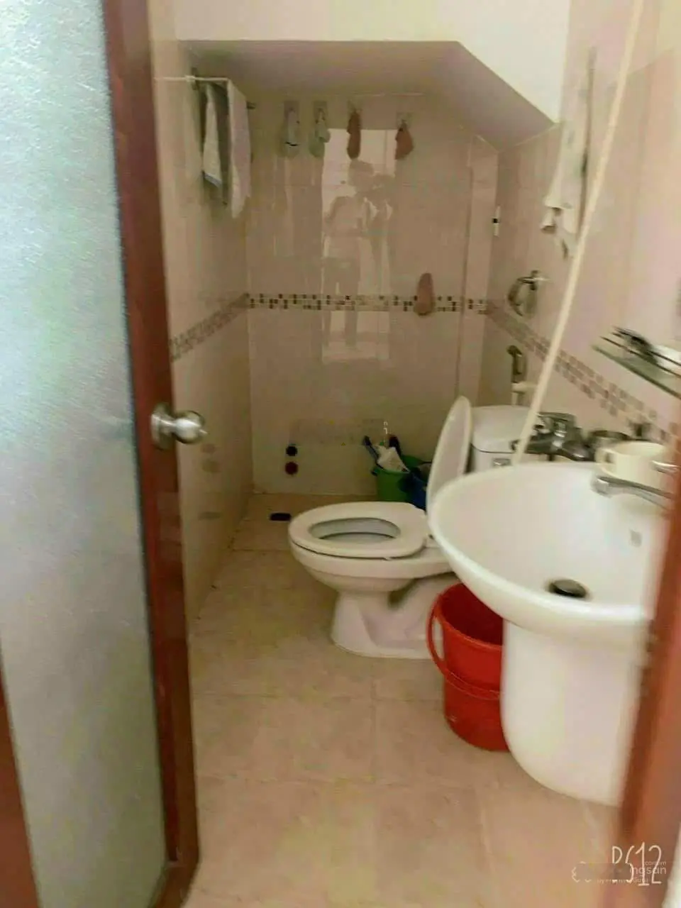 Nhà đẹp Hẻm thông Xe Hơi Bà Hom 4x17m NỞ HẬU 4,8m 3 tầng - GẦN CHỢ PHÚ LÂM