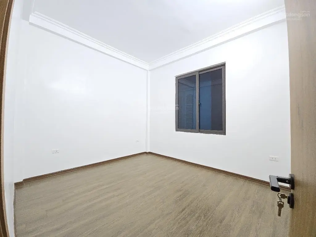 Bán nhà Giải Phóng, Hoàng Mai, nhà mới đi bộ ra bến xe nước ngầm, 4T mới, 40m2, 7.2 tỷ