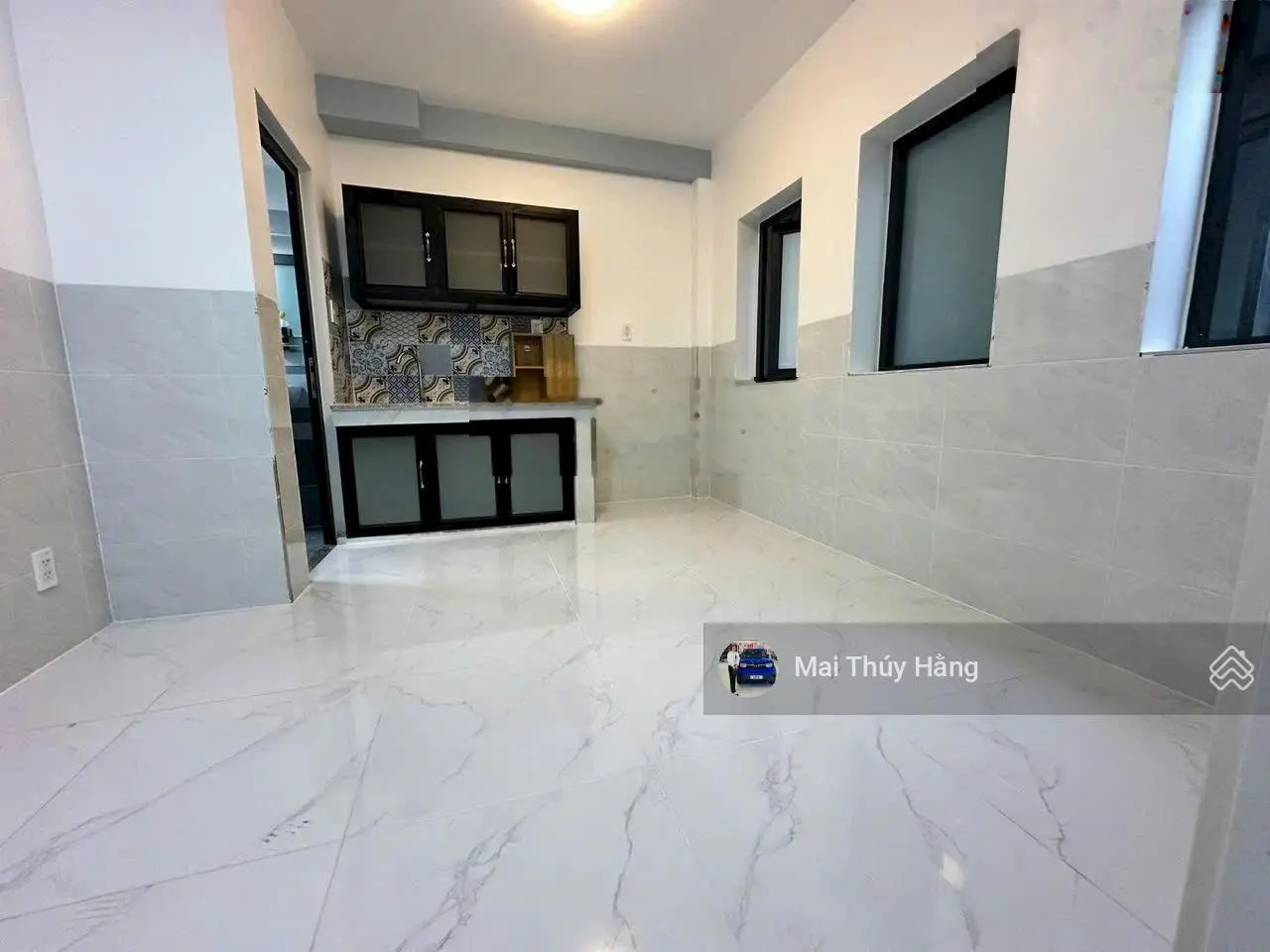 Ngộp - giảm hẳn 5 tỷ bán nhanh CHDV cách Hoàng Diệu 50m - doanh thu 80tr/th- toàn bộ nội thất sịn