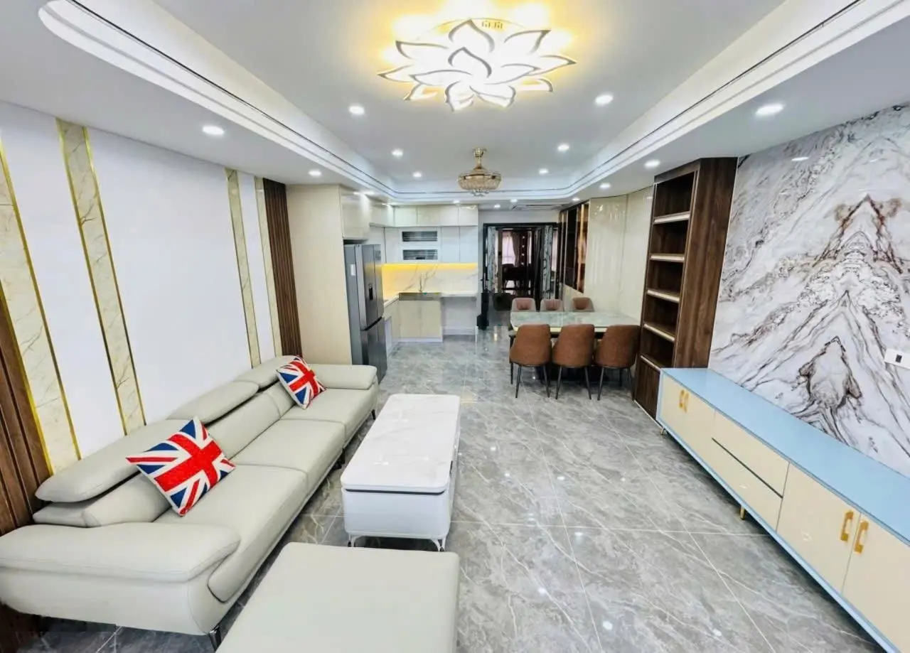 Phố trạm bán nhà mặt đường kinh doanh 7 tầng thang máy mới cứng DT 58m2, 16,8 tỷ : 0967784083
