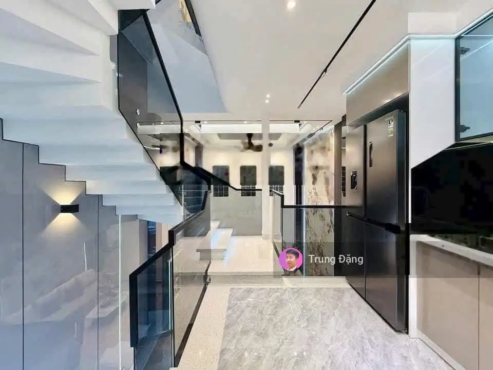 Nhà đẹp Hoàng Văn Thái, gara ô tô, thiết kế đẹp, 55m2, 5 tầng, mặt tiền 4.5m
