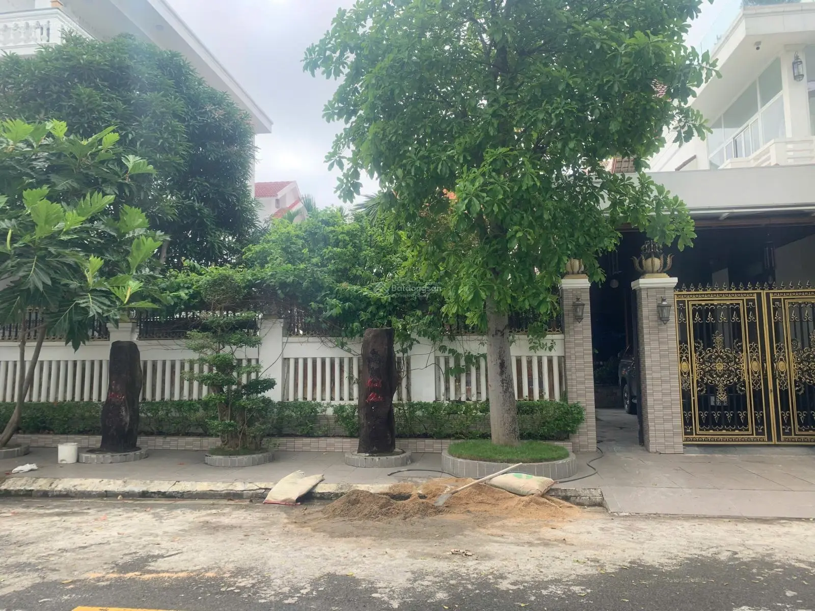 Biệt thự view đẹp tại Võ Văn Tần, Phường 9, Tuy Hòa, Phú Yên, giá thỏa thuận, 322m2 Sổ hồng riêng