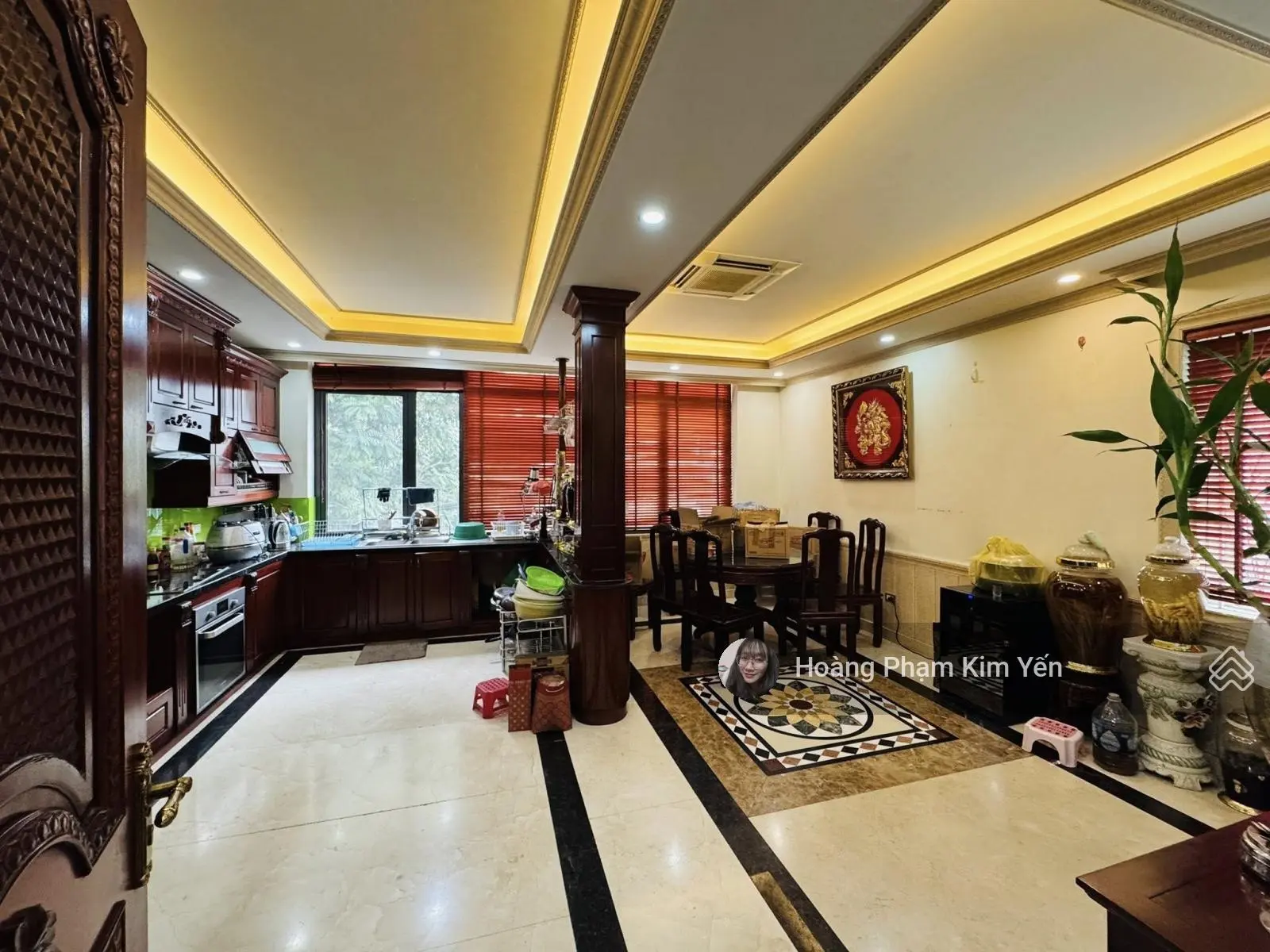 P. Cát Linh! Mặt phố sầm uất kinh doanh đỉnh cao, 2 thoáng, vỉa hè 2,5m, ô chờ thang máy, gara 7chỗ