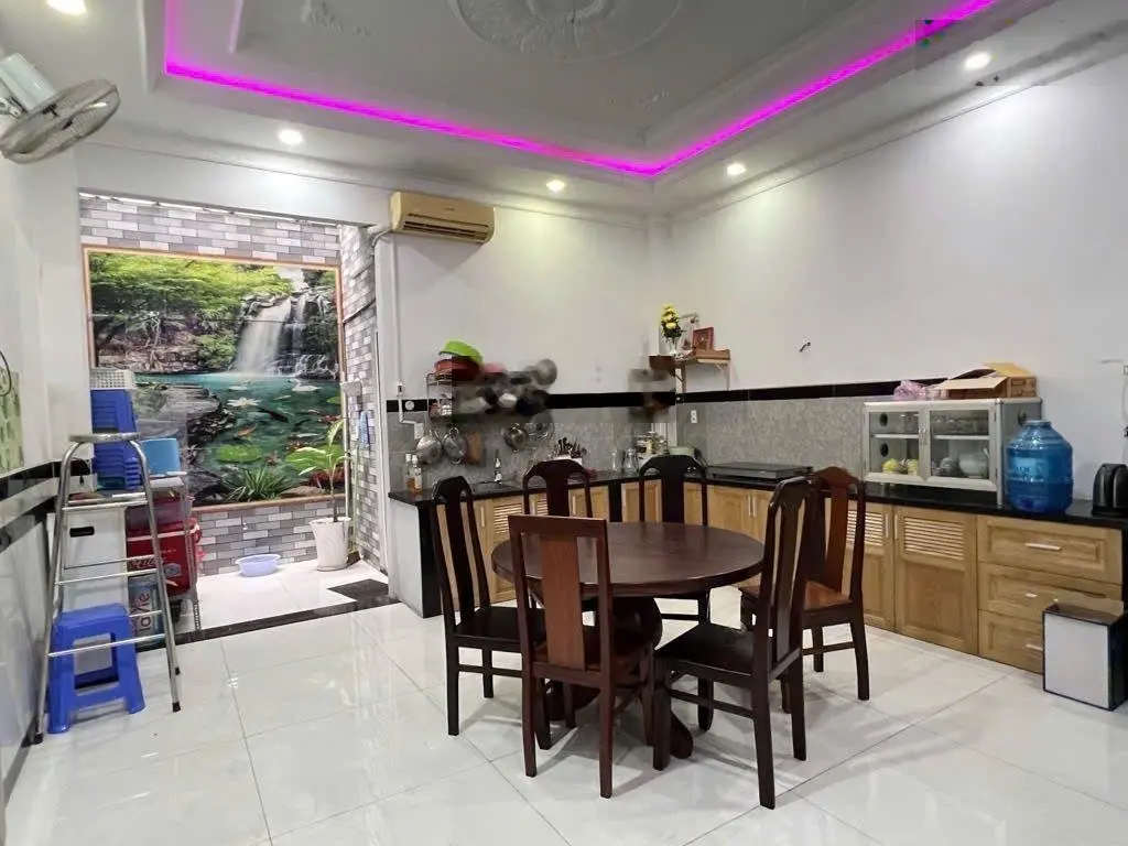 Bán nhà mặt tiền Lê Văn Khương Quận 12 - 180m2 - 4 tầng - 18 tỷ thương lượng