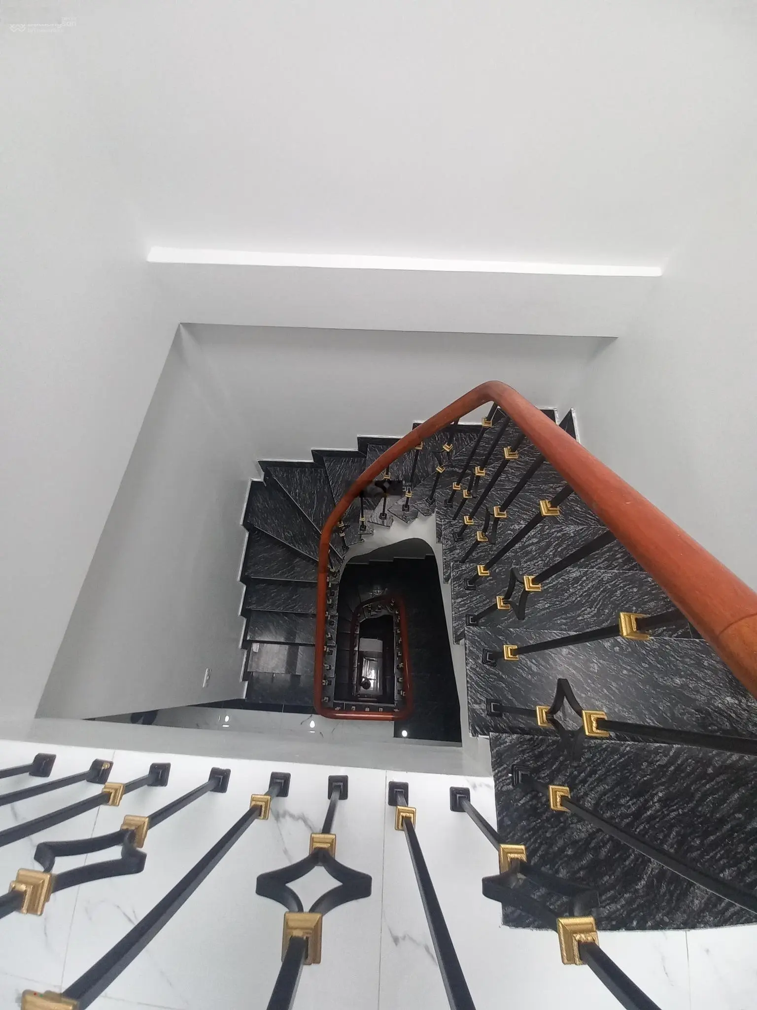 Bán nhà Trường Chinh 38m2 x 4T, ô tô tránh, KD đỉnh, gần Ngã Tư Sở, sổ đỏ, giá chỉ nhỉnh 12 tỷ
