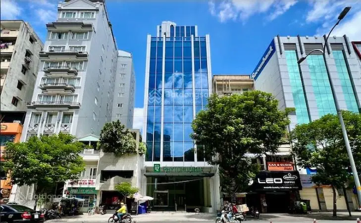 Tòa nhà MT ngay Phan Đăng Lưu, Phú Nhuận, 8x25m, Hầm + 7 Tầng, HĐT: 230 tr/th, giá 62 tỷ