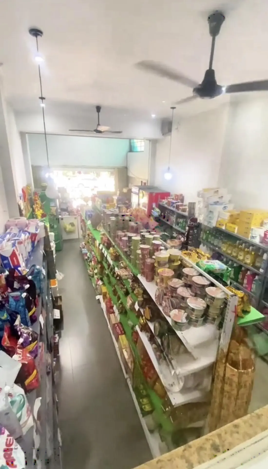 Bán nhà mặt tiền đường đôi 30m đường đẹp nhất phường Tân Kiểng, Quận 7 (vị trí KDMB sầm uất nhất)