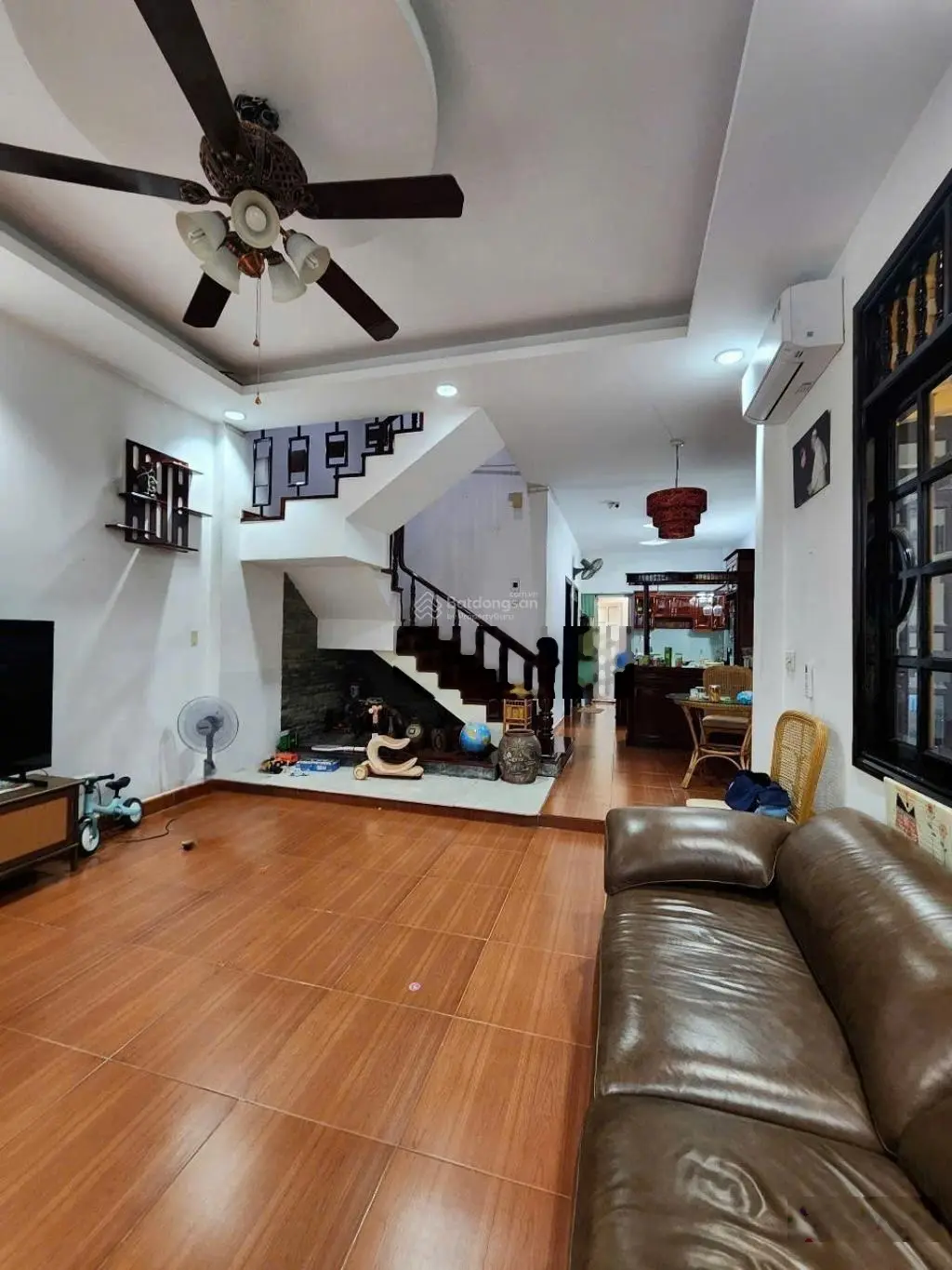 Chỉ 8.9 tỷ, nhà kiêng cố 90m2, hẻm xe hơi 7m, khu Đại học Luật, Hiệp Bình Chánh