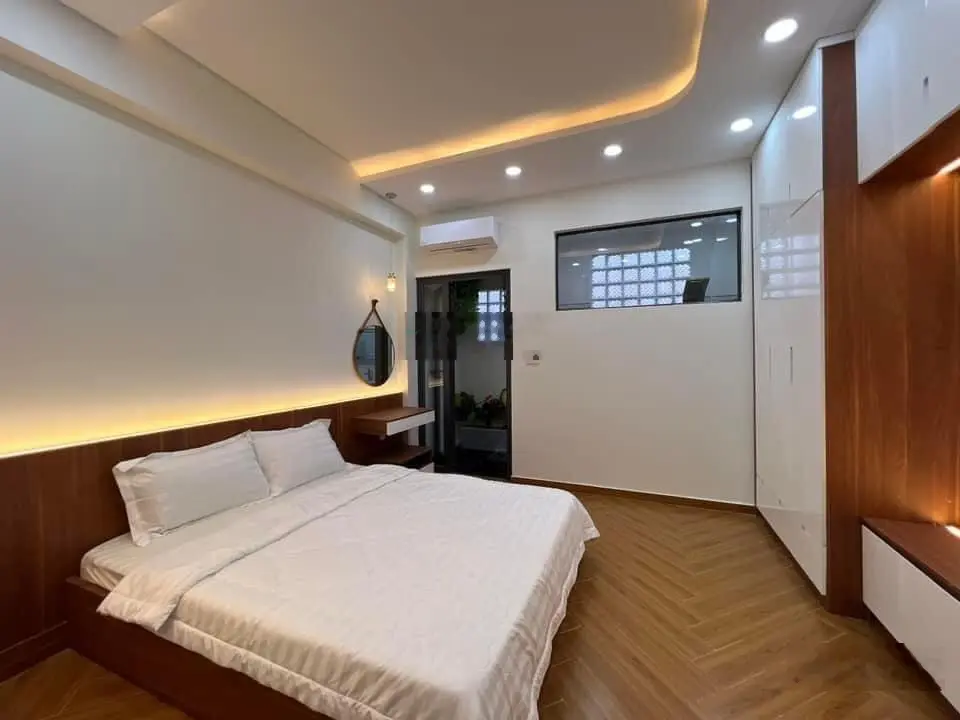 Bán nhà 80/11/19 đường số 5 P17 4 tầng 4pn 5wc Thang máy 450kg hẻm 7m full nội thất