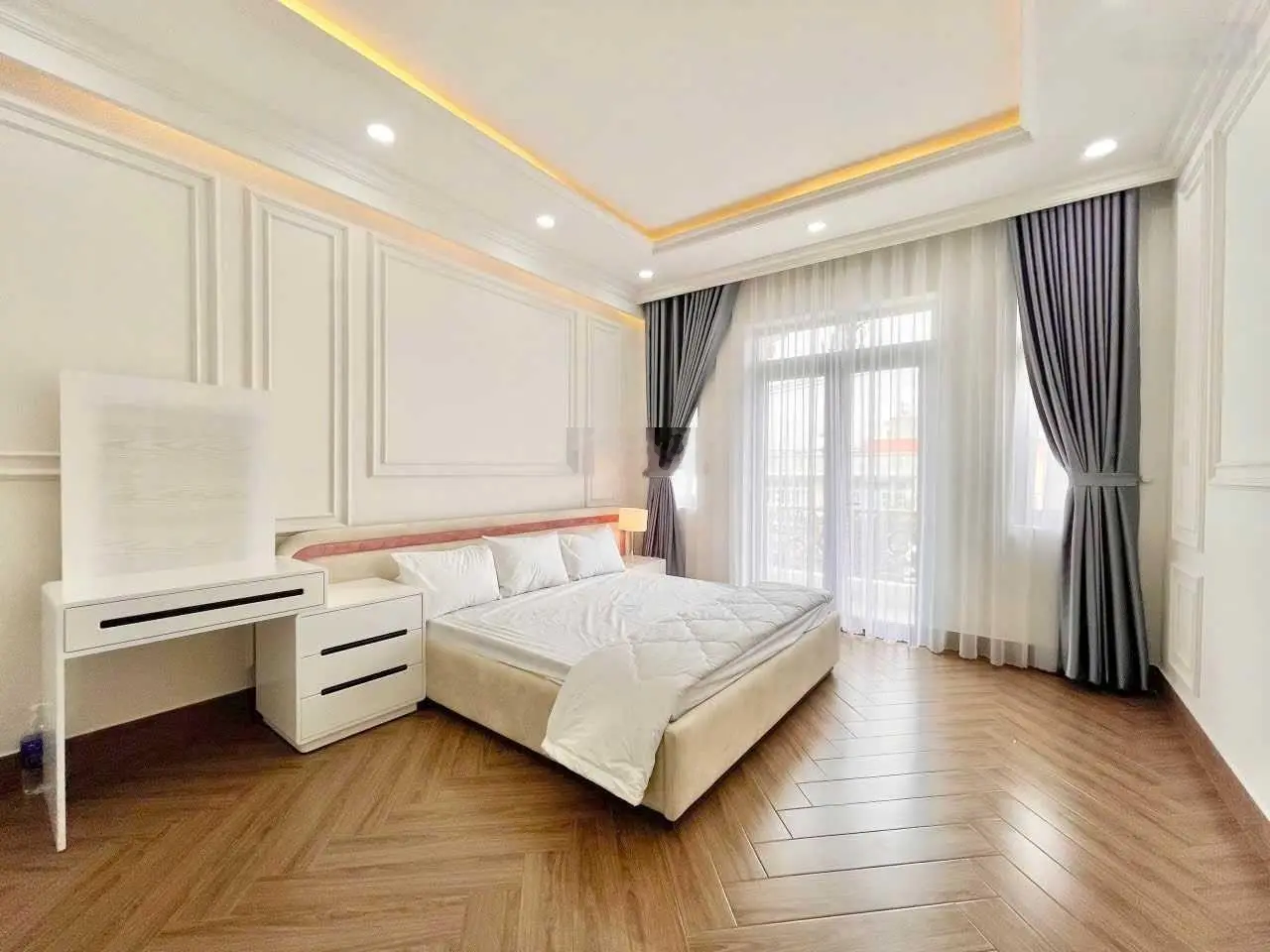 Siêu phẩm nhà mặt tiền kinh doanh 4x26m đường 7m ngay MT QL13, thiết kế sang trọng - full nội thất