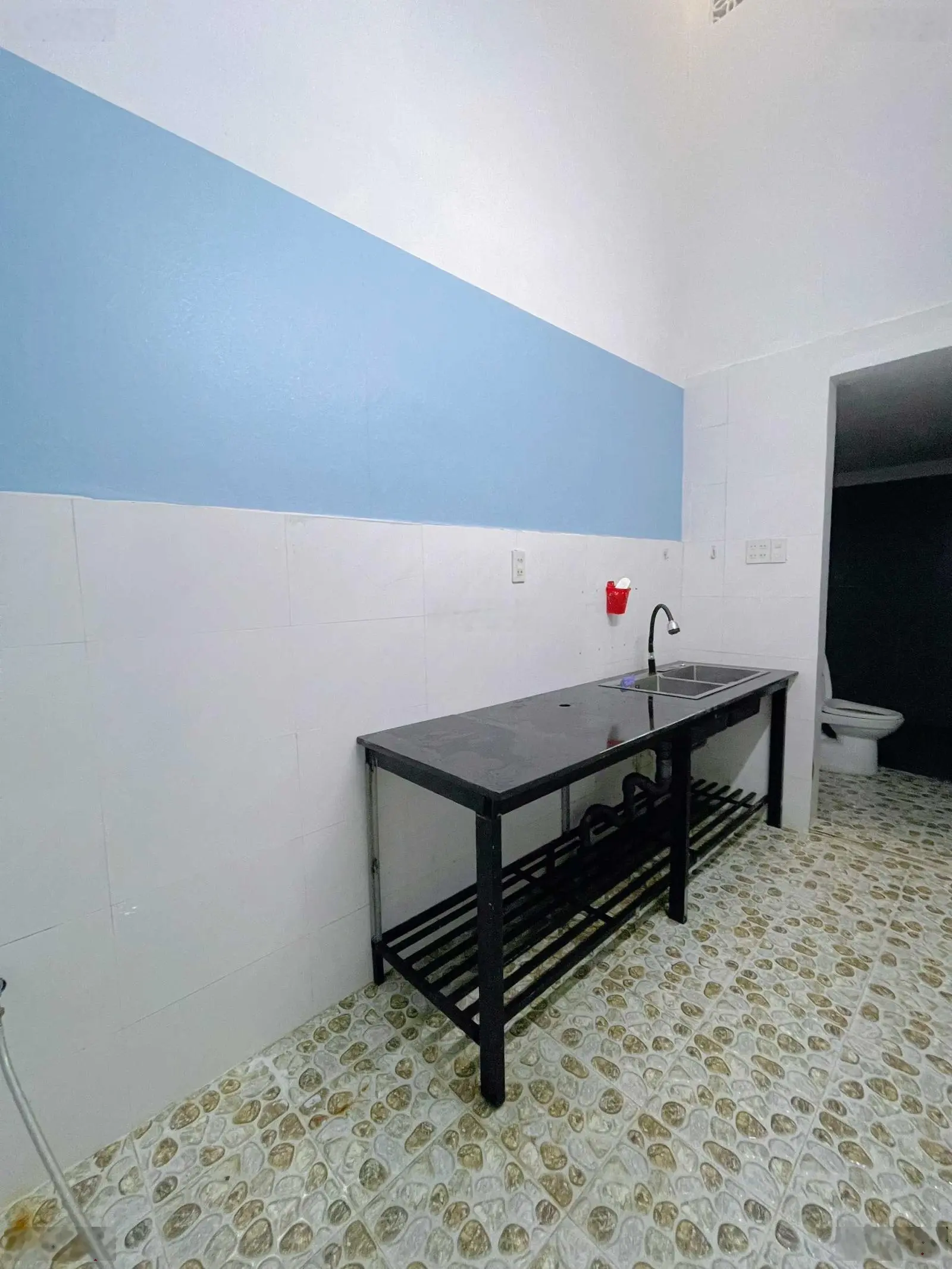 Bán nhà MẶT TIỀN đường Vũ Lăng (A3) KĐT VCN Phước Hải Nha Trang giá chỉ 3,95 tỷ
