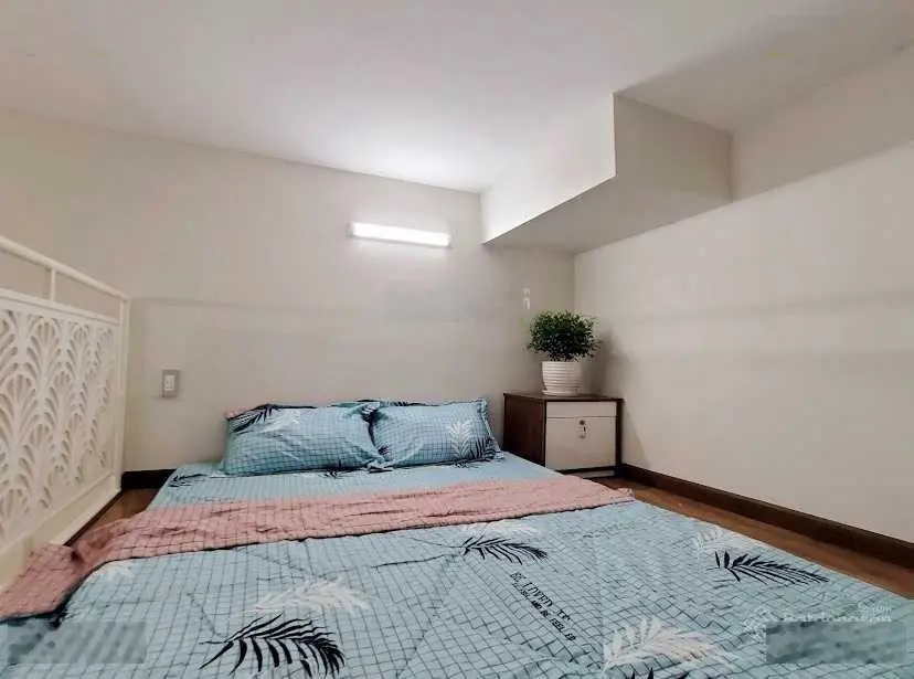Bán căn hộ dịch vụ mặt tiền hẻm xe hơi 458 Huỳnh Tấn Phát Quận 7