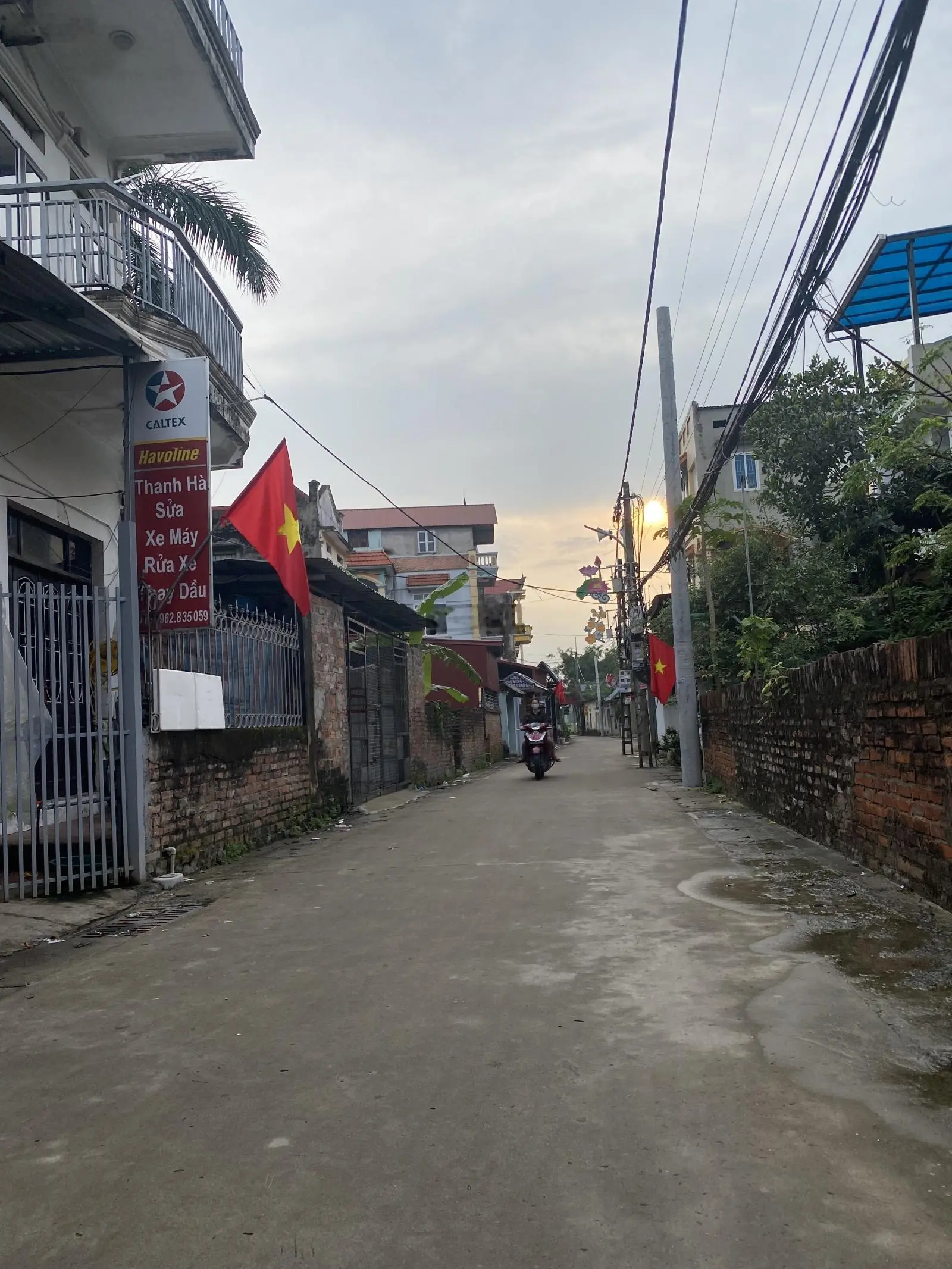 Bán 40m đất vân nội đường ô tô vào tận đất