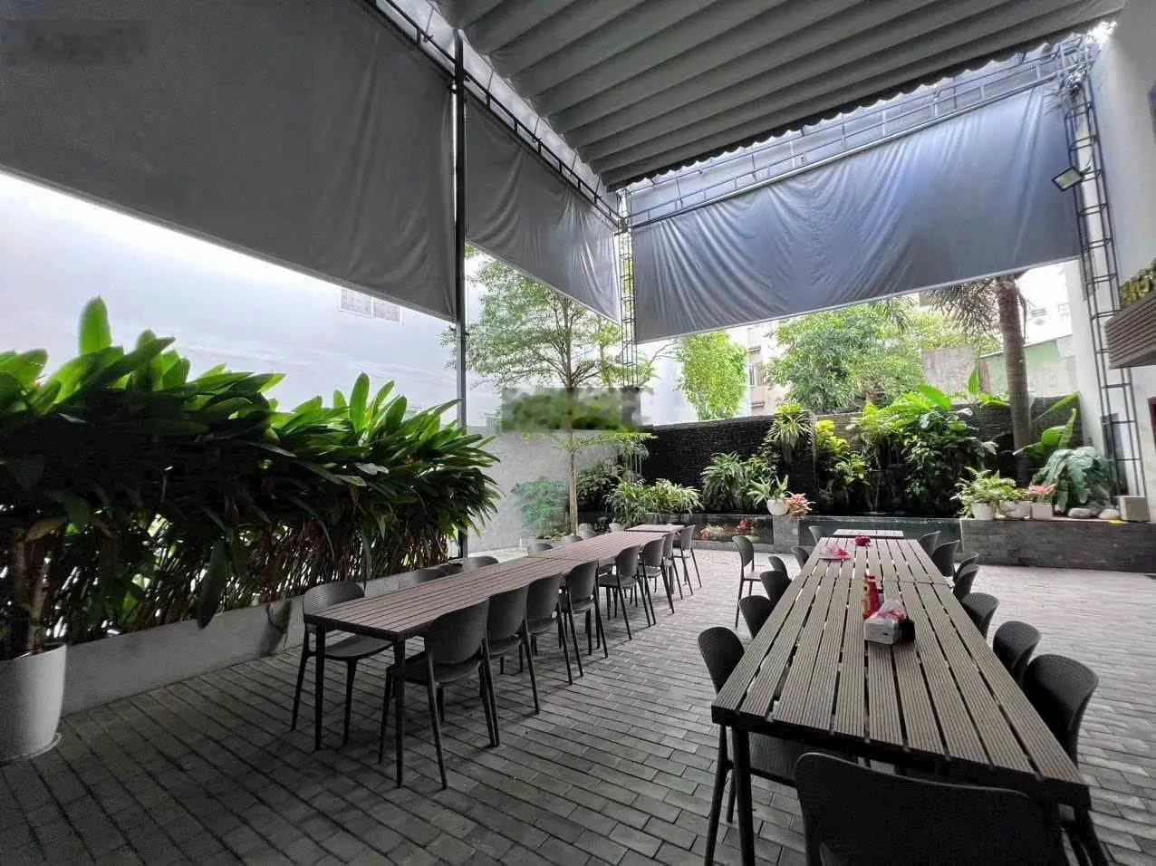 Bán gấp tòa nhà Q. Tân Bình 600m2 3L ngay MT đường Bành Văn Trân, sổ hồng riêng