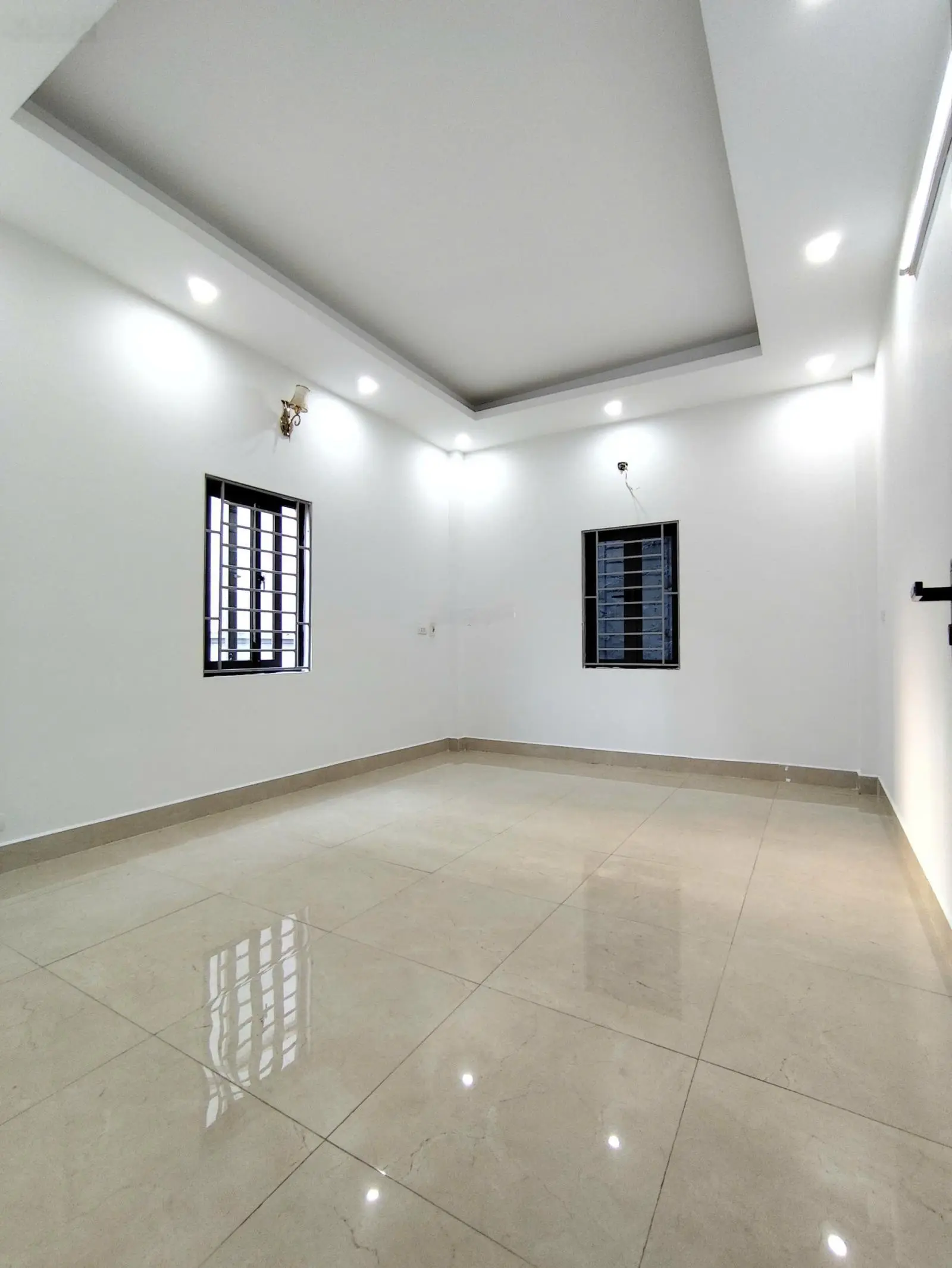 Nhà Yên Nghĩa cực rộng 50m2*4T 5 ngủ ngõ nông 15m ô tô thông Giá 4.6 tỷ CTL Lh mr Khanh 0978 939 ***