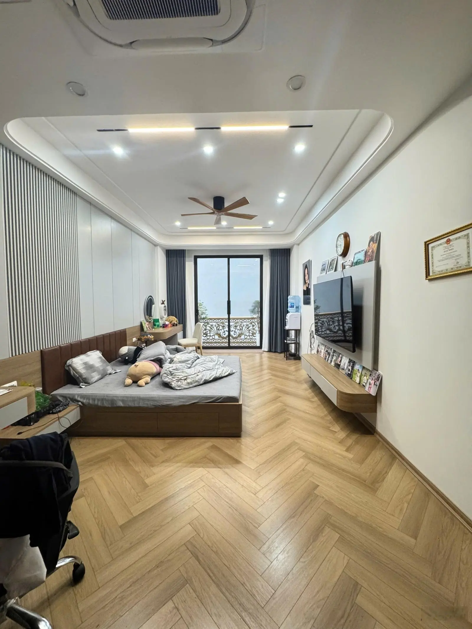 Siêu phẩm phố Ngọc Lâm, nhà mới 6 tầng, gara ô tô, thang máy nhập khẩu, full nội thất xịn xò