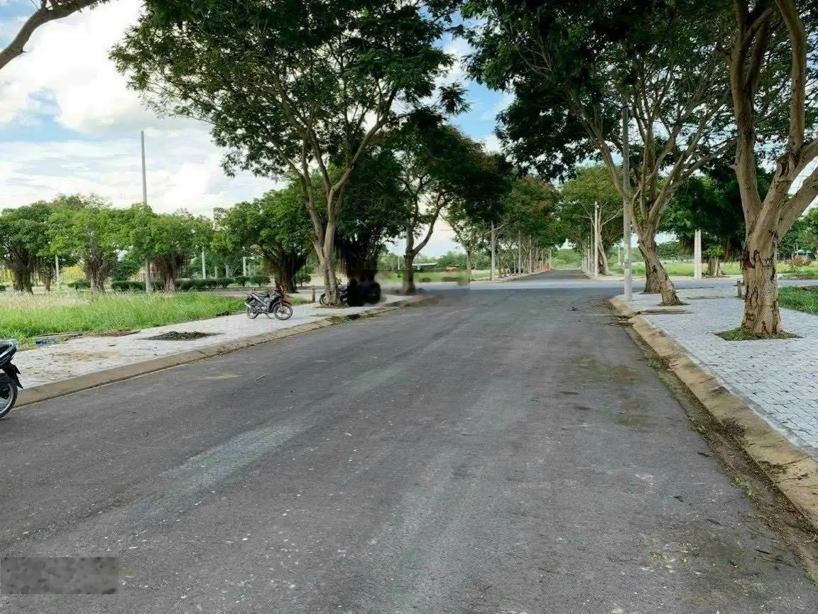 Chủ ngộp cần bán gấp lô đất biệt thự Phước Lộc, Cần Giờ đường lớn 22m, DT 300m2 giá 15tr/m2