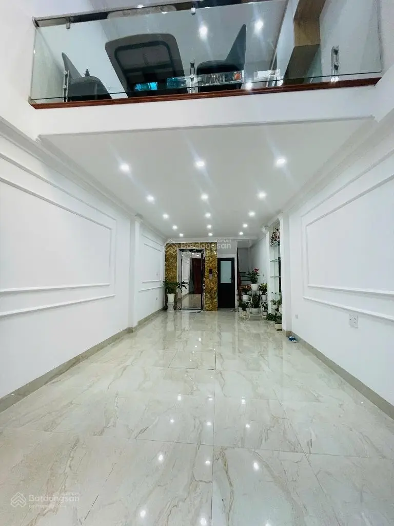 Bán nhà ngõ 66 Ngọc Thuỵ 6T thang máy nhà mới ở luôn, 1 bước ra phố giá 8 tỷ 3 có TL. LH 0936 123 ***