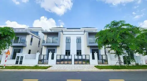 Bán biệt thự song lập 10x20m, phân khu The Suite nhận nhà ngay - LH 0909 239 ***