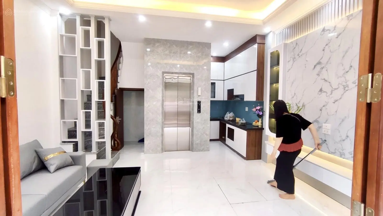 Bán nhà riêng 7,2 tỷ, 34m2, 4PN + 5WC tại Hoàng Mai, Giáp Bát, 6T thang máy