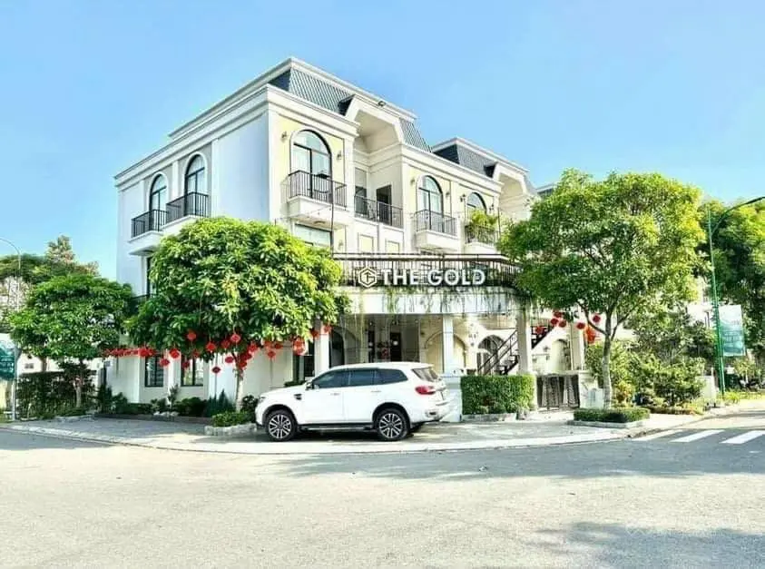 Bán nhà Solar City Bến Lức Long An 2tỷ350. LH: 0934 444 *** Mr Duyên