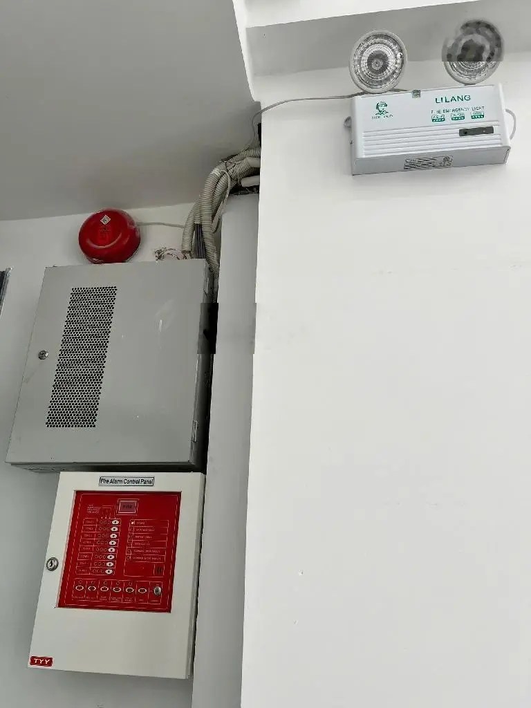 Bán CHDV 6 tầng có thang máy 4x19m Trương Phước Phan phường Bình Trị Đông giá 10,x tỷ 0779779269