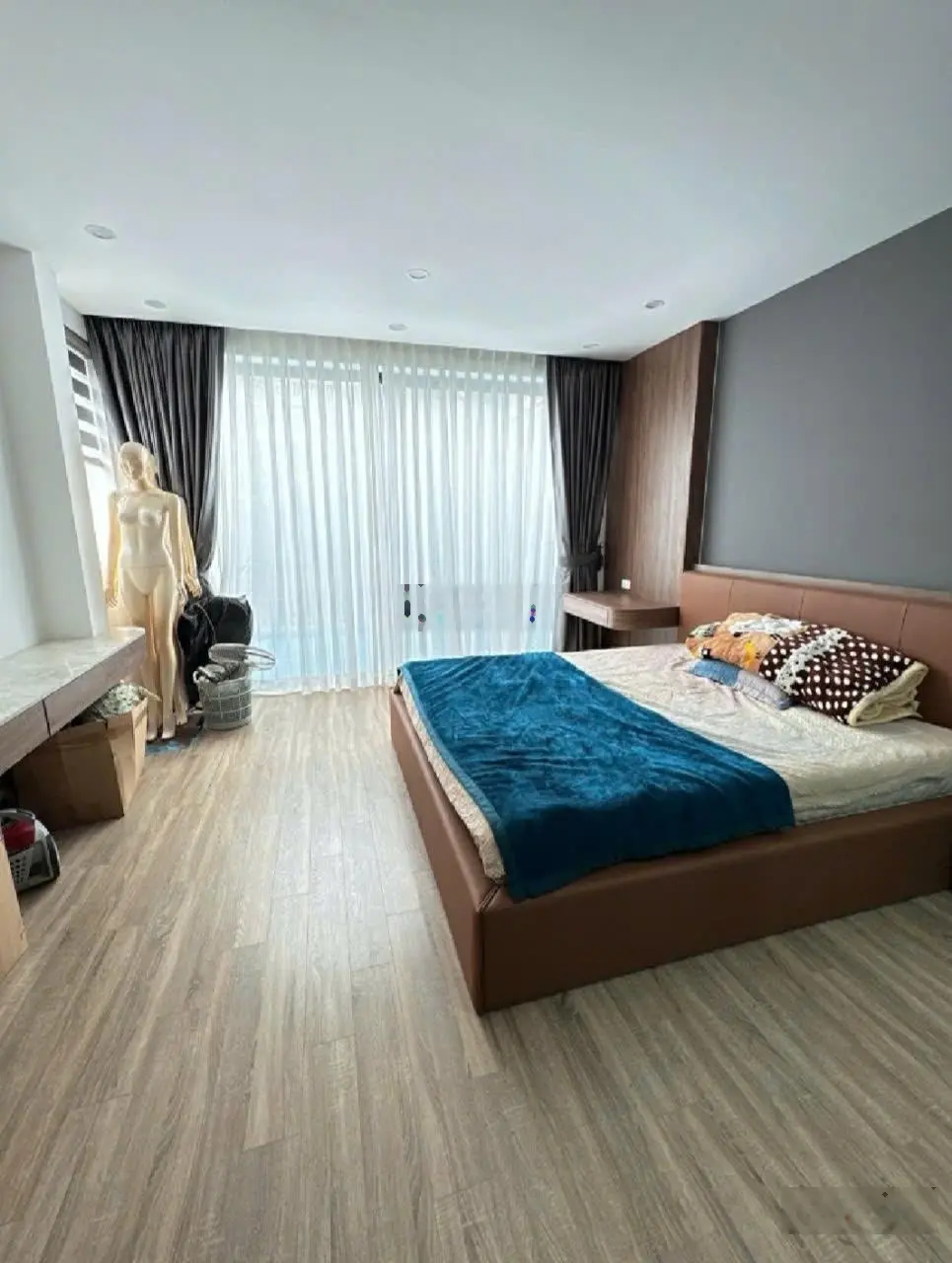Bán nhà nguyễn sơn long biên, 6t gara, thang máy, ô tô vào nhà, gần phố