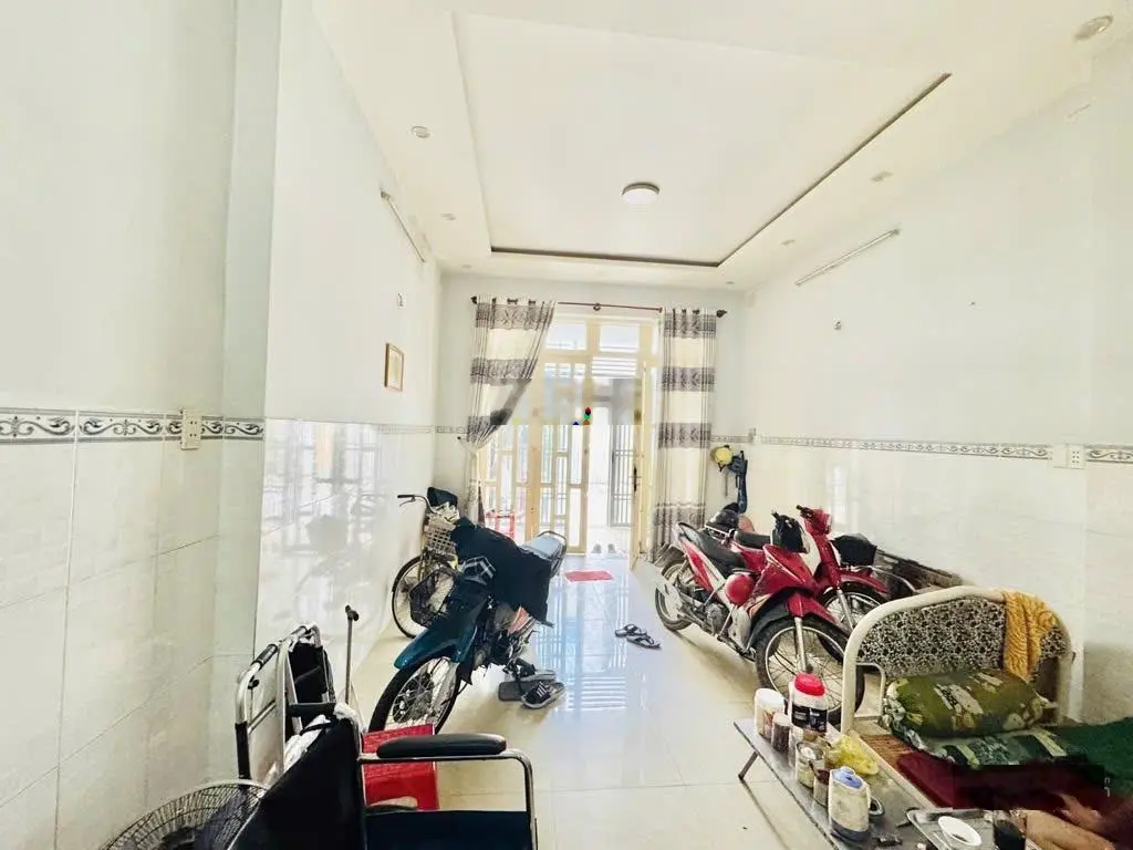Bán nhà mã lò 4x20m, 1 trệt 3 lầu sân thượng, hẻm 6m, giá 6.5 tỷ - nhà cực đẹp, giá cực rẻ