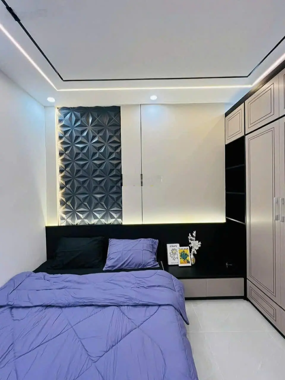 Nhà đẹp 50m2, 2 tầng, 3 phòng ngủ ( có phòng ngủ dưới) , gần biển 200m ,thanh khê