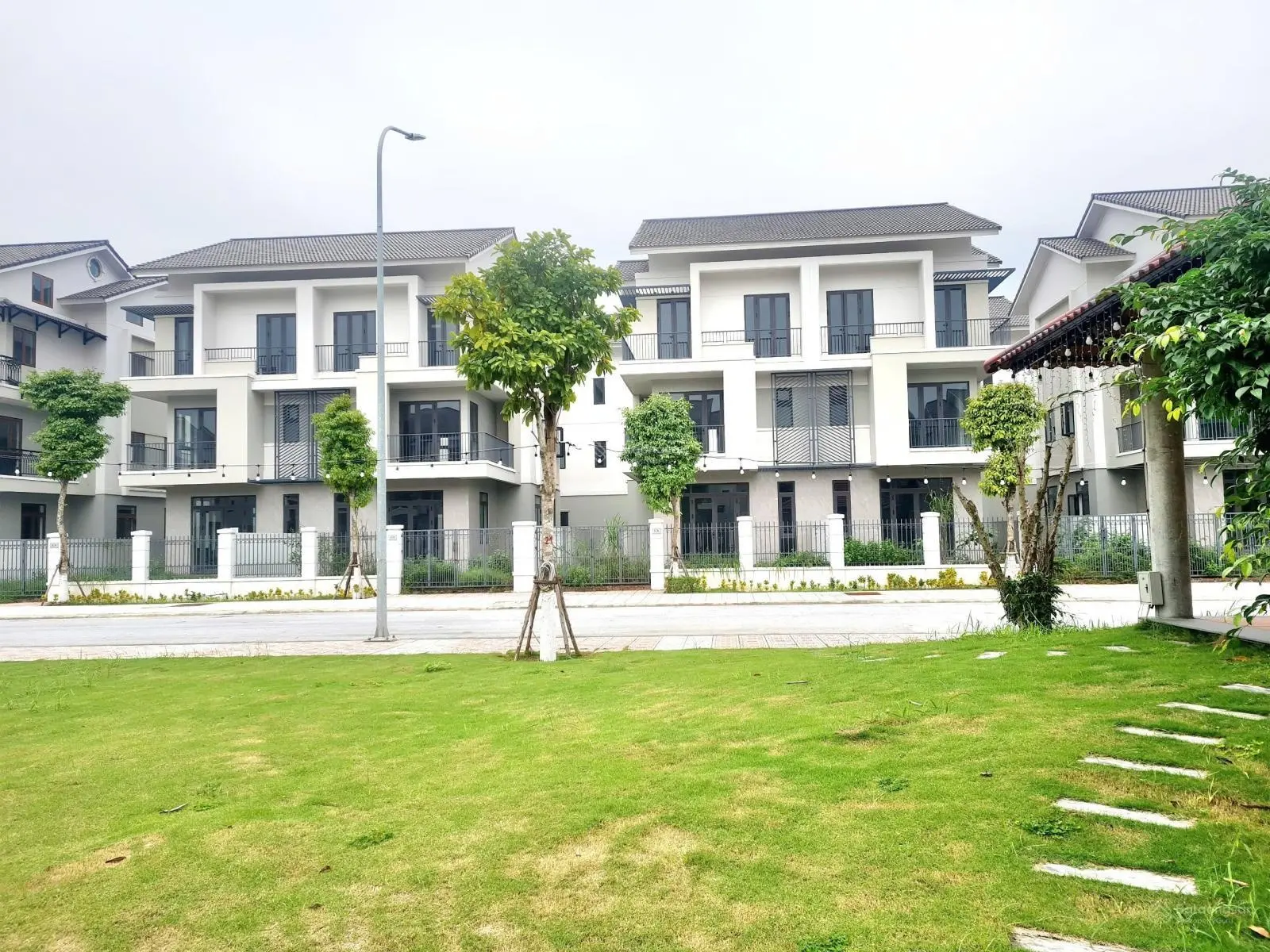Mở bán phân khu mới shopvilla lake view-giá gốc cđt -hướng nam tài lộc -phiên bản giới hạn