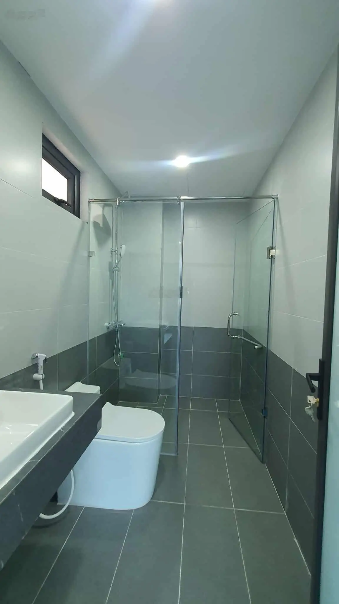 Bán gấp nhà Cổ Nhuế-nhà mới đẹp-siêu phẩm ô tô 4 chỗ qua nhà, lô góc, ngõ thông thoáng, to rộng