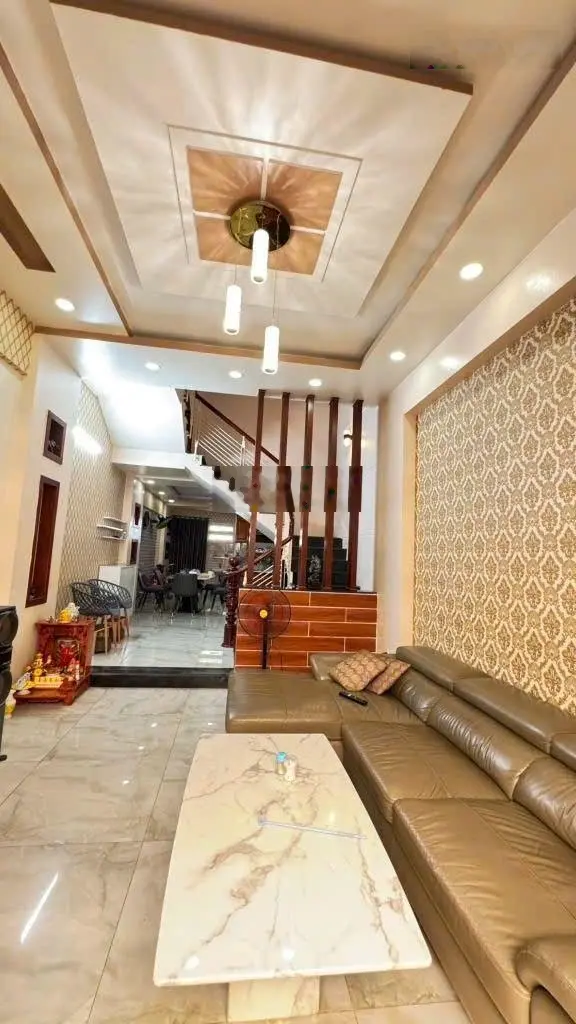 4x15m. 5tầng, HXH 5m 1trục Quang Trung, P8, Gò Vấp. Chỉ 7tỷ9 còn bớt. Gần siêu thị Emart