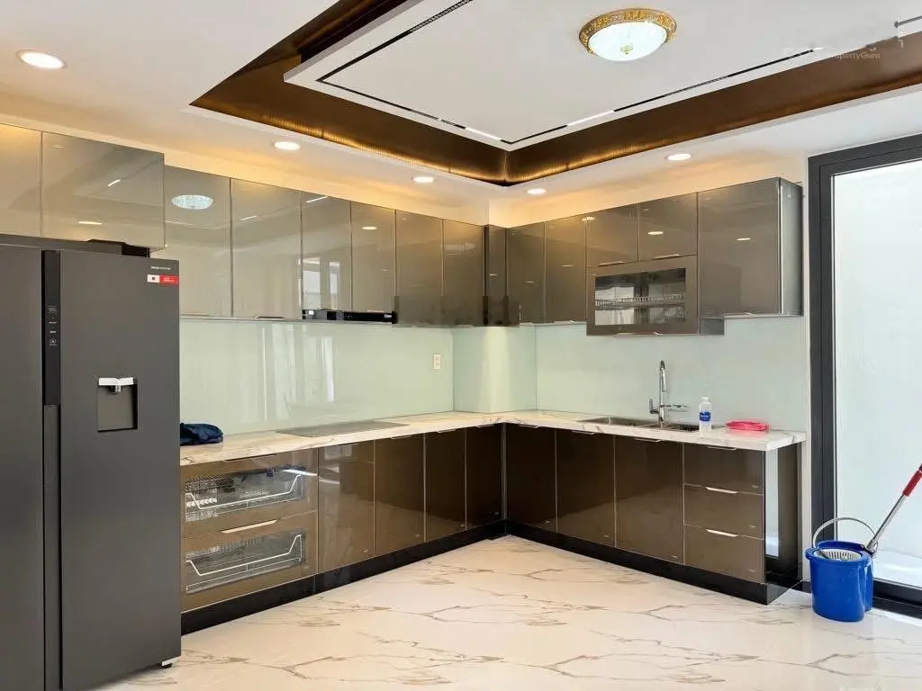 Nhà đẹp vuông vức - 66m2 - 5,2x13m - Ngay Đầm Sen, Hoà Bình - Chỉ 10 tỷ TL