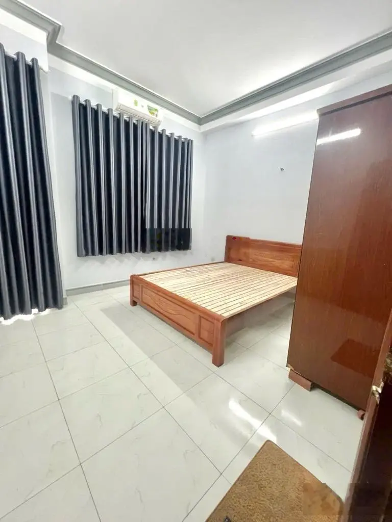 Nhỉnh 8 tỷ - Nhà 4 tầng - MT đường Bình Chiểu - Thủ Đức
