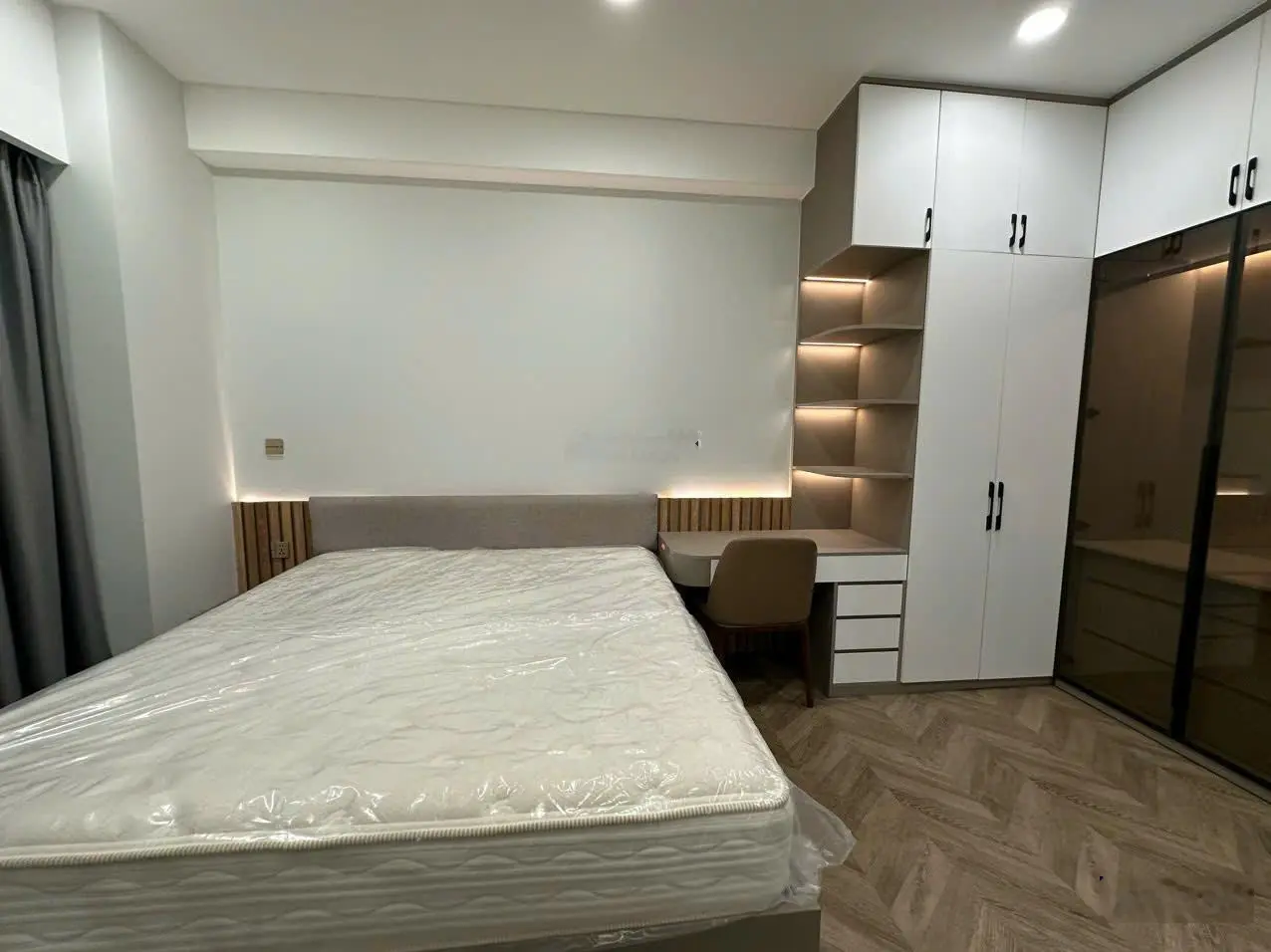 Bán CH The Ascentia - 2PN diện tích lớn 84m2 - Full NT - Giá 6,7 tỷ.LH 0393 885 *** - Trúc