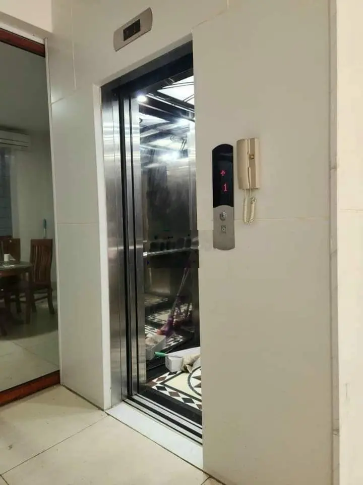 NHÀ 5 TẦNG HIỆN ĐẠI THANG MÁY, KHU PHỐ ẨM THỰC TUỆ TĨNH, TP HẢI DƯONG
