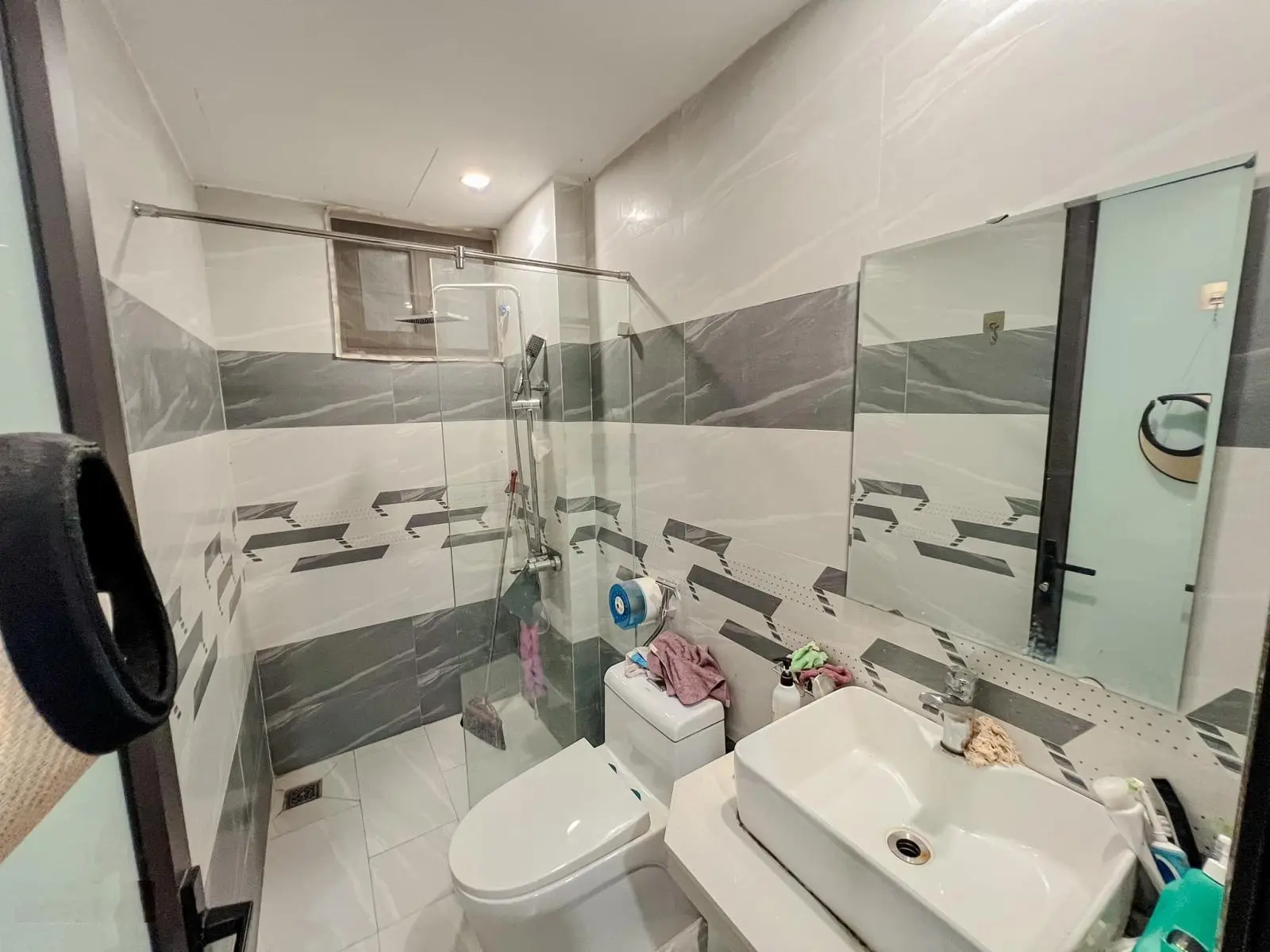 Nhà đẹp ở luôn - gần phố - 3ngủ đầy đủ công năng - vị trí cực đẹp - thông số hoàn hảo - giá 5,85tỷ