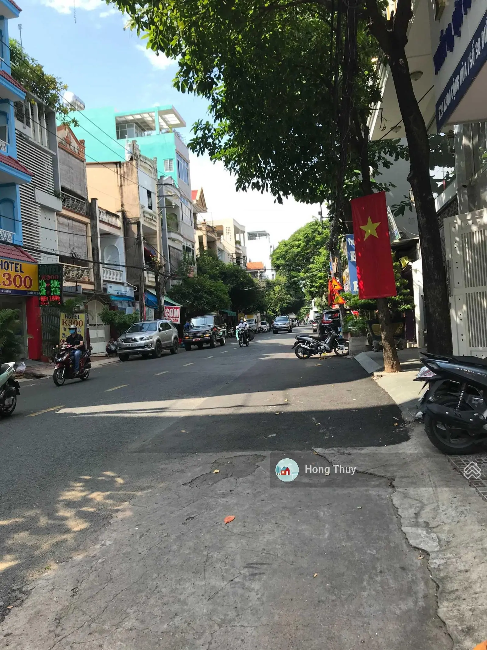 Bán nhà mặt tiền gần ngay C18 và Nguyễn Minh Hoàng, DT 5x20m giá rẻ nhất khu vực k300 chỉ 19 tỷ