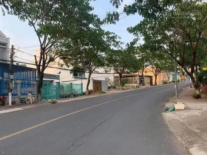 Mặt tiền Xóm Guốc sang tên liền tay 970 triệu/235.4m2 nhựa thông 2 đầu Phú Thọ, Thủ Dầu Một, BD