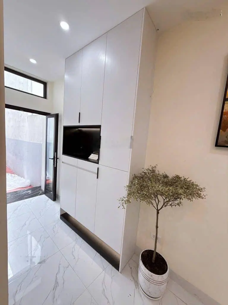 Căn nhà đẹp - dân xây tâm huyết nội thật nhập khẩu cửa chống ồn báo cháy full nội thất