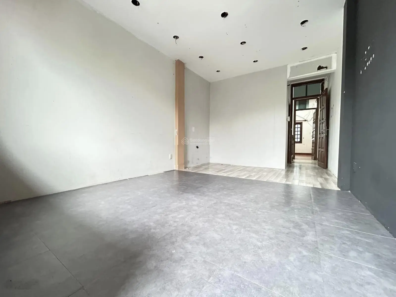 Bán nhà mặt phố Chùa Bộc, Đống Đa, 2 thoáng, tiện kinh doanh 5 tầng 48m2 giá 31.5 tỷ LH 0983 320 ***