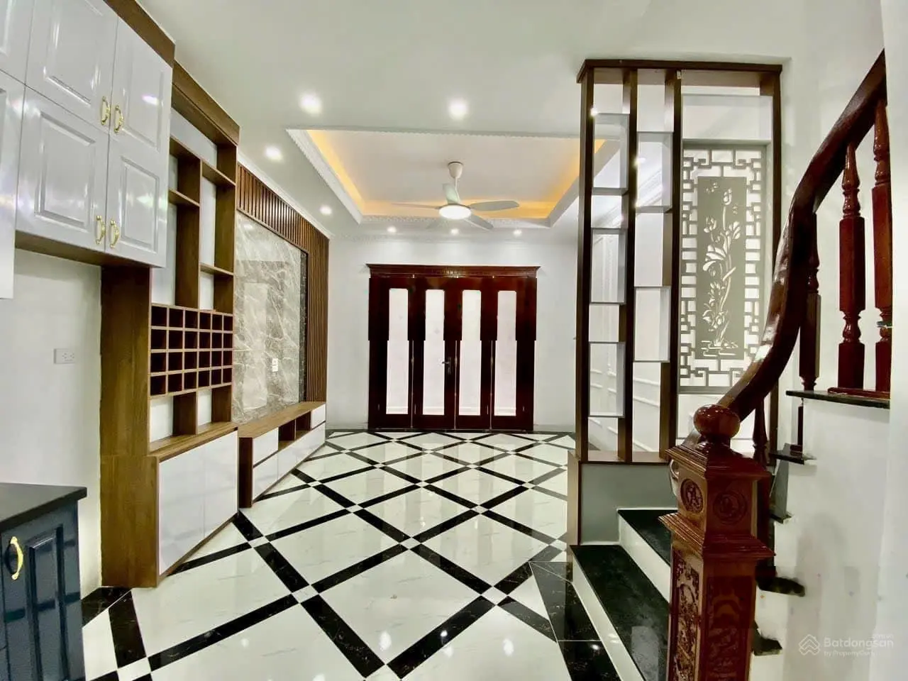 Hơn 6 tỷ ở ngay nhà mới tại Xuân Đỉnh, 50m thẳng tắp ra mặt phố, ô tô 7 chỗ tận cửa nhà (thực tế)